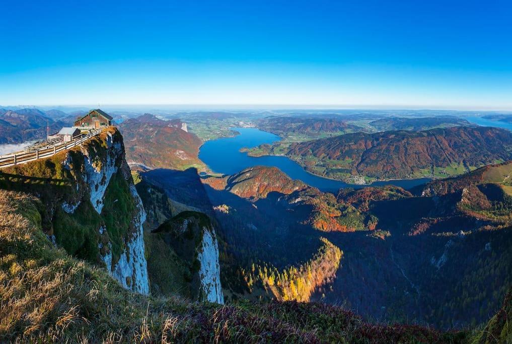 Im Mondseeland Innerschwand Buitenkant foto