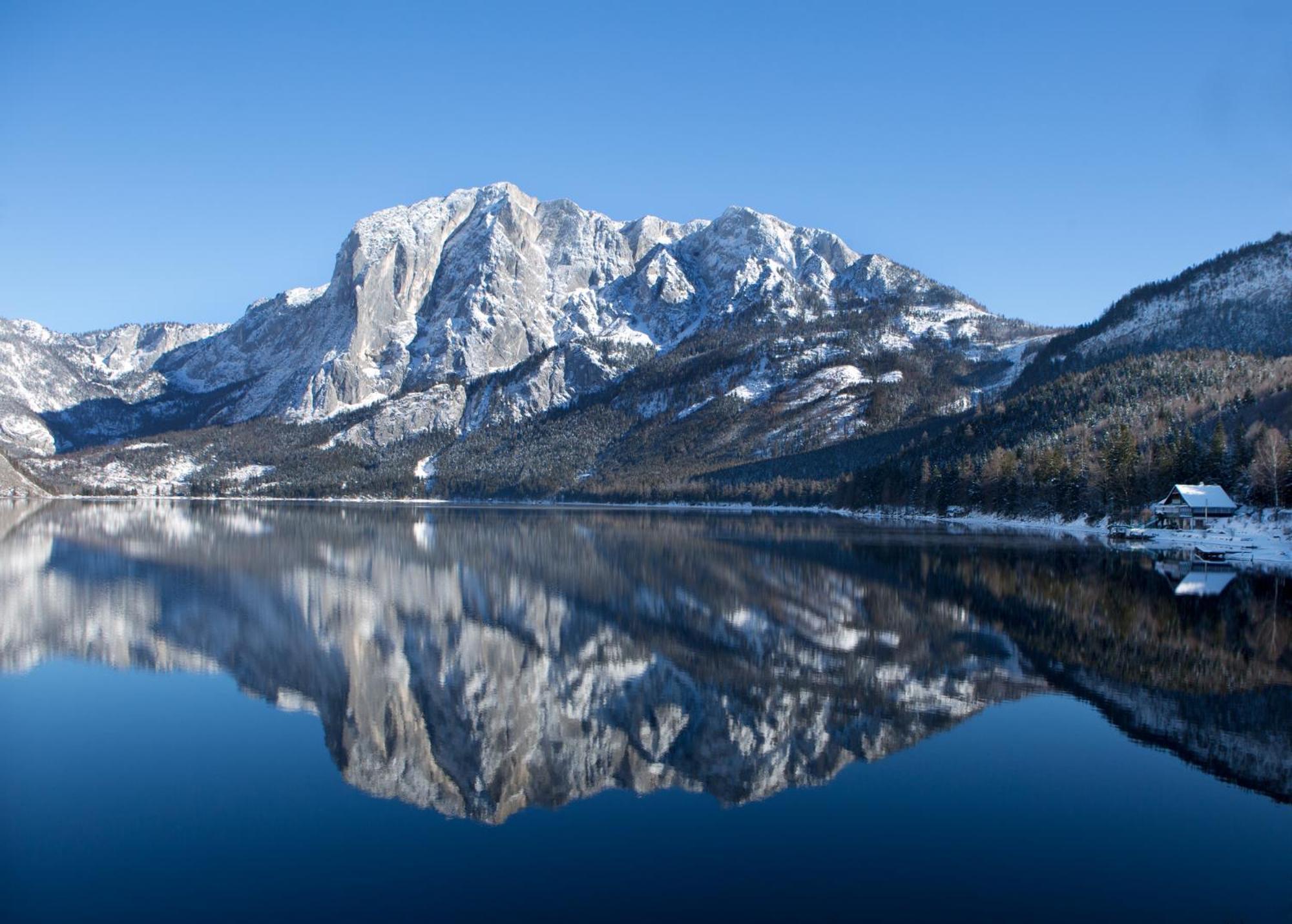 Im Mondseeland Innerschwand Buitenkant foto