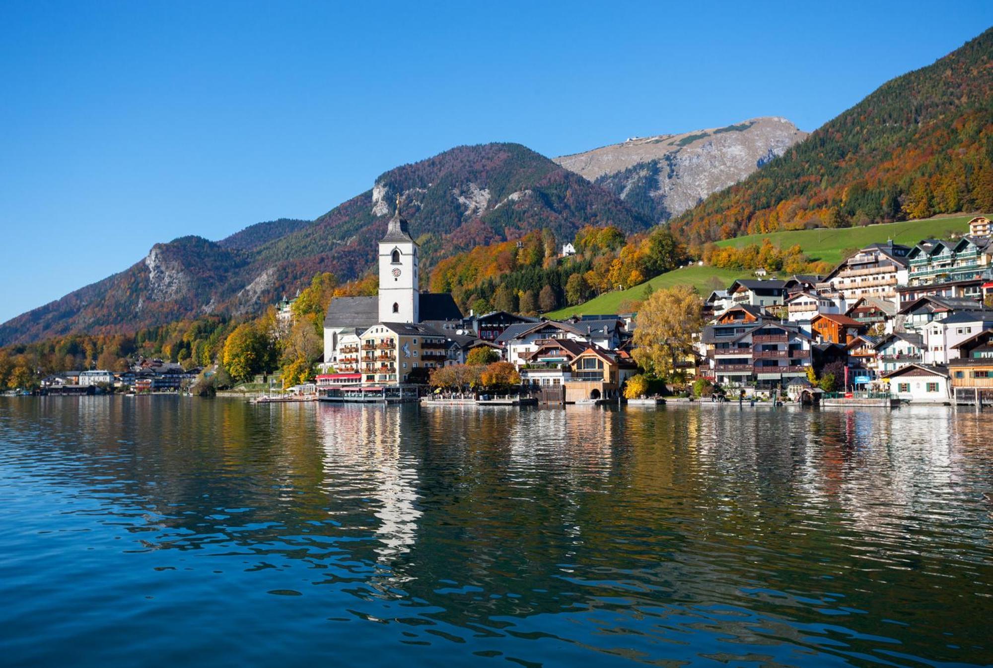Im Mondseeland Innerschwand Buitenkant foto